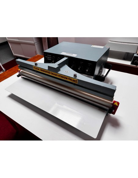 Stolní impulsní svářečka folií s elektromagnetem PFS-600T | C&C Líně