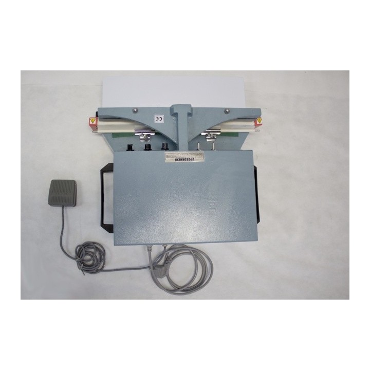 Stolní impulsní svářečka folií s elektromagnetem PFS-450T | C&C Líně