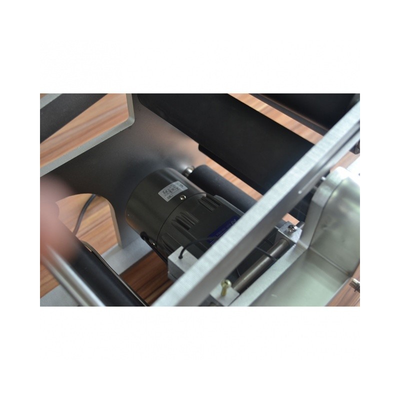 Etiketovací stroj s tiskárnou MT-50